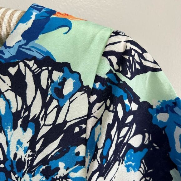 HP🎉❤️J.CREW Floral Shift Dress - Picture 2 of 5